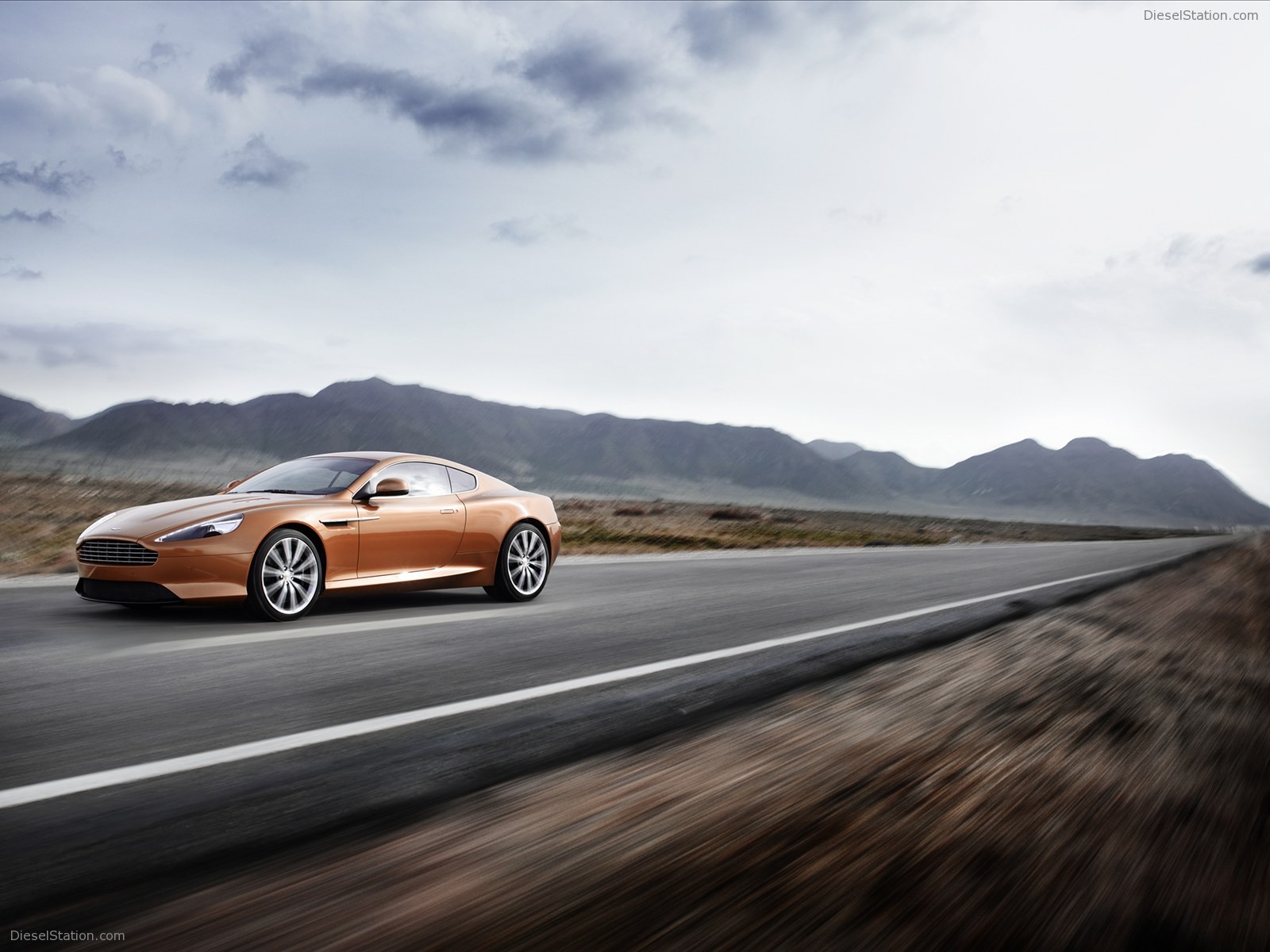 Aston Martin Virage 2011